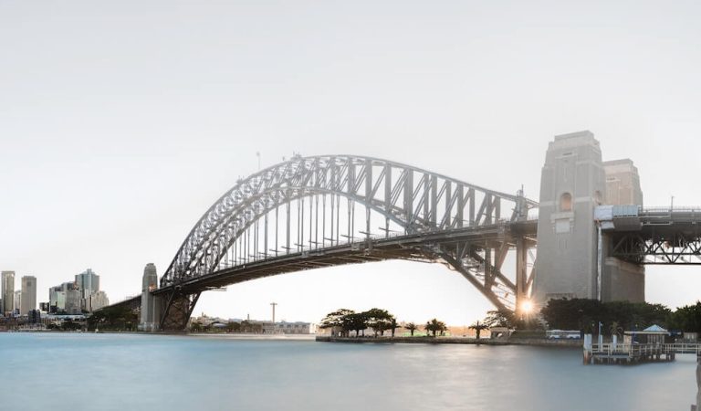 Australia Passes Landmark Digital Asset Bill to Regulate…